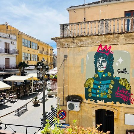 La Meridiana - Centro Storico Di Pizzo Екстериор снимка
