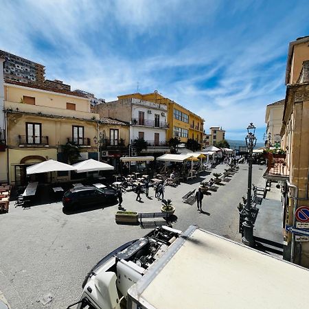 La Meridiana - Centro Storico Di Pizzo Екстериор снимка