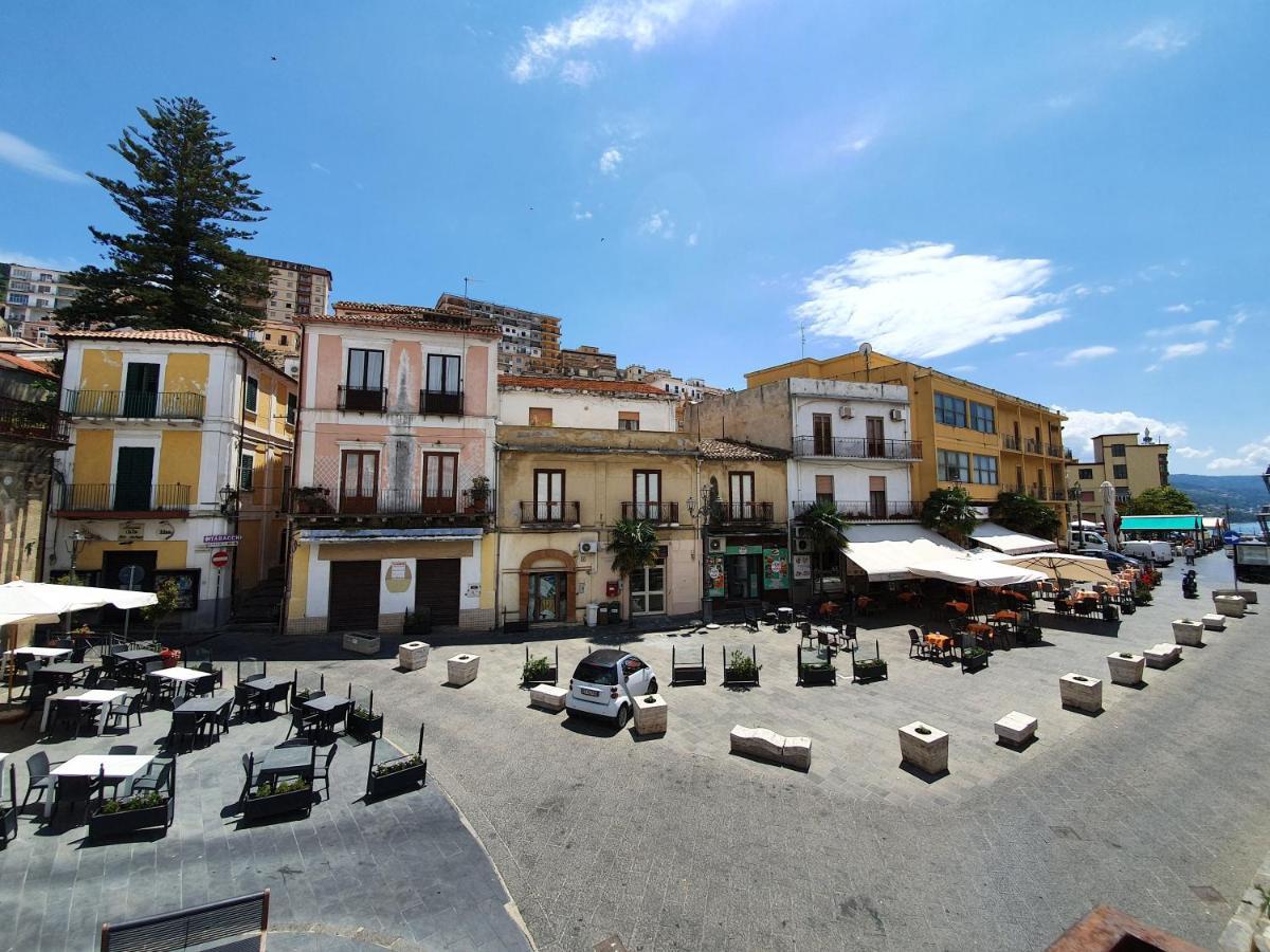 La Meridiana - Centro Storico Di Pizzo Екстериор снимка